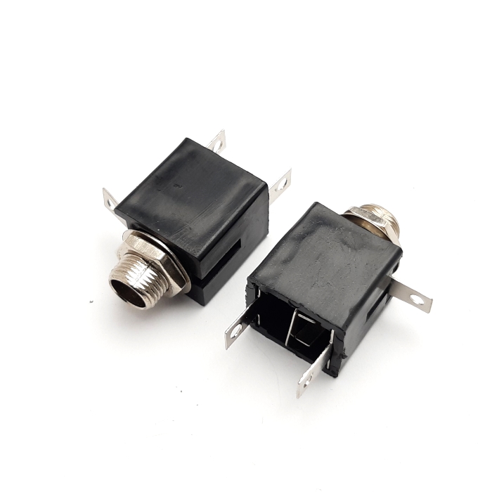 Гнездо букса жак 6.3mm. моно квадратно